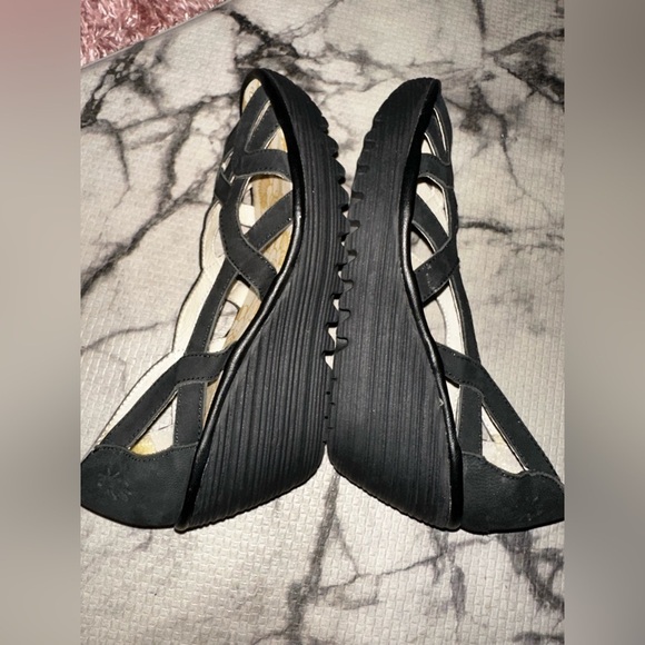 Fly London Black Wedge Sandals 39 8 8.5 vacation spring summer - Picture 9 of 10